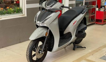 Honda SH 350i cập bến đại lý, giá bán chênh lệch vài chục triệu đồng