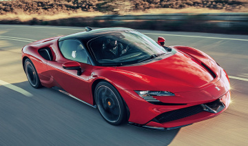 Siêu xe Ferrari sẽ không bao giờ có công nghệ tự lái, Elon Musk cũng đồng tình