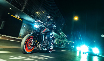 Yamaha mở hệ thống phân phối xe phân khối lớn chính hãng đầu tiên tại Việt Nam