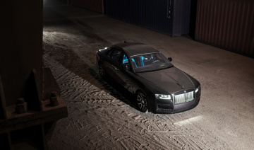 Rolls-Royce Ghost Black Badge 2022 cập bến thị trường Việt Nam với giá bán chính hãng từ 33,7 tỷ đồng