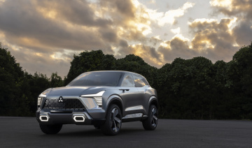Mitsubishi trình làng mẫu xe XFC Concept tại Việt Nam: SUV cỡ nhỏ với thiết kế tương lai
