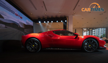 Ferrari 296 GTB: Không giới hạn