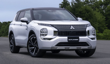 Mitsubishi Outlander Plug-In Hybrid 2023: Mẫu xe tiên tiến nhất của Mitsubishi?