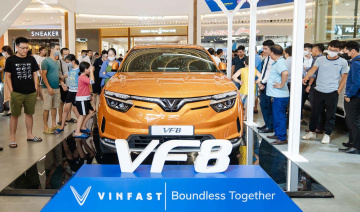 VinFast trưng bày và lái thử ô tô điện VF 8 tại 7 tỉnh, thành phố