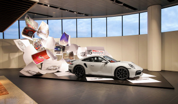 Porsche giới thiệu ấn phẩm kỷ niệm 15 năm Porsche Việt Nam