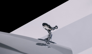 Rolls-Royce thiết kế lại biểu tượng 'thiếu phụ bay' sau hơn 100 năm