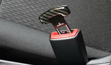 Những món phụ kiện ô tô không hữu ích khi lắp trên xe