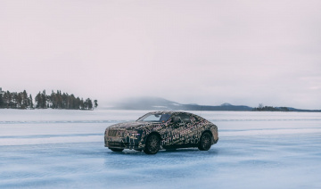 Rolls-Royce Spectre thuần điện hoàn thành cuộc thử nghiệm mùa đông gần Bắc Cực