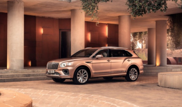 Xem chi tiết Bentley Bentayga phiên bản trục cơ sở kéo dài hoàn toàn mới