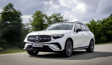 Mercedes-Benz GLC thế hệ mới ra mắt: Sẽ là "hàng hot" khi về Việt Nam