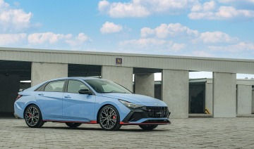 Hyundai Elantra N trình làng Việt Nam, trưng bày tại các đại lý cho khách hàng trải nghiệm