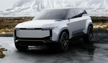 Toyota hé lộ mẫu xe Land Cruiser Se chạy điện, khác gì so với bản chạy xăng?