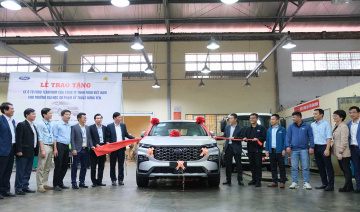Ford Việt Nam tặng nguyên một chiếc Territory mới cho các Trường Kỹ thuật