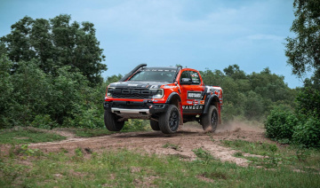 Ford Ranger Raptor lần đầu tham gia giải đua xuyên Á