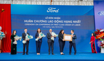 Ford Việt Nam đón Huân chương Lao động hạng Nhất cùng kỷ lục bán hàng năm 2023