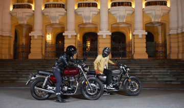 Honda Việt Nam giới thiệu mẫu mô tô CB350 H’ness, giá 130 triệu đồng