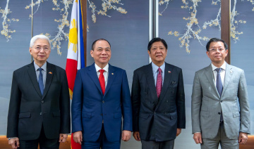 Thấy gì qua cuộc gặp gỡ giữa Tổng thống Philippines và ông Phạm Nhật Vượng