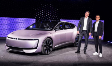 Audi tạo bất ngờ với thương hiệu AUDI không còn logo 4 vòng tròn tại Trung Quốc
