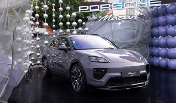 Porsche chính thức ra mắt Macan thuần điện tại Việt Nam