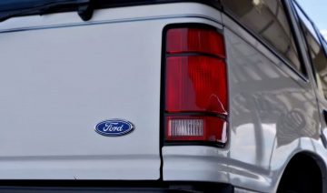 Ford Explorer: Chiếc xe làm thay đổi ngành ô tô Mỹ mãi mãi