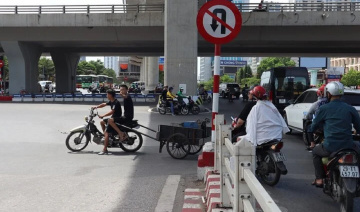 Quay đầu xe tại nơi cấm quay đầu bị phạt bao nhiêu?