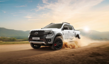 Ford Ranger Stormtrak chính thức ra mắt tại Việt Nam