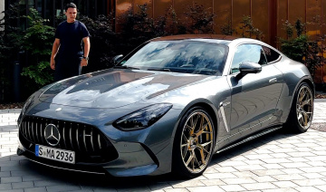 Mercedes-AMG GT 63 SE 2025: Chiếc xe hybrid nhanh nhất của AMG cho đến nay