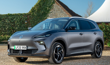 MG S5 EV 2025: Mẫu crossover chạy điện đáng cân nhắc