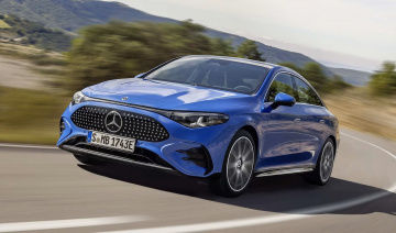 Mercedes-Benz CLA 2026: Chuyển sang sử dụng động cơ điện