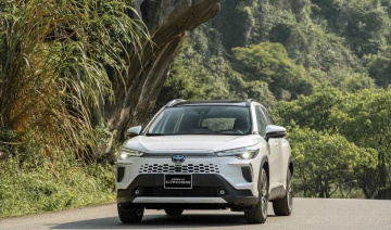 Ô tô Việt tăng tốc phục hồi, xe hybrid bùng nổ doanh số