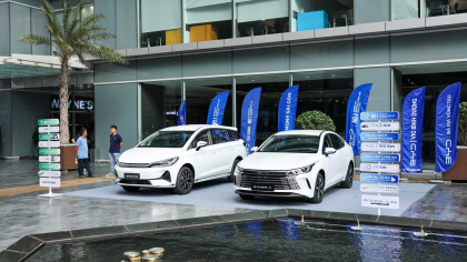 Khách hàng tới tấp đặt mua xe tại sự kiện “BYD Fest 102 - Mùa 2”