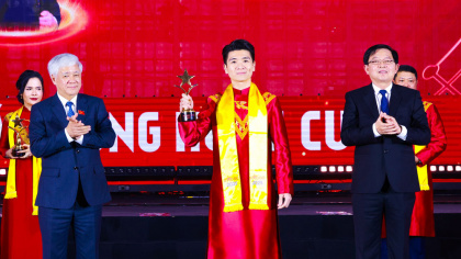 Phó Chủ tịch SHB Đỗ Quang Vinh tham gia Đoàn Chủ tịch Hội Doanh nhân trẻ Việt Nam khóa VIII