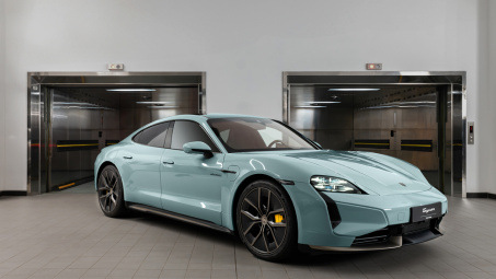 Những nâng cấp nổi bật trên Porsche Taycan 2025