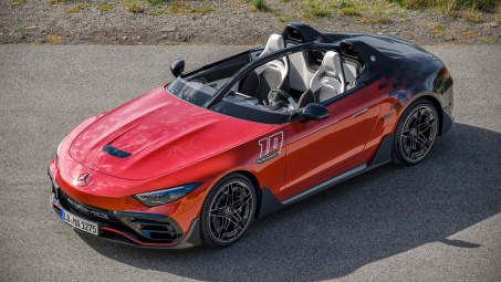 Chi tiết Mercedes-AMG Pure Speed 2025