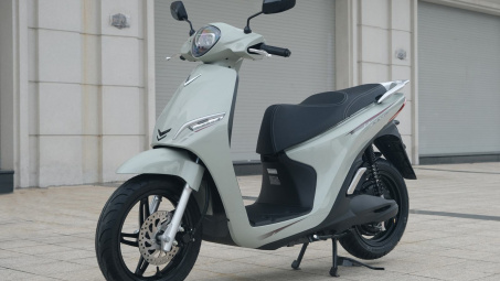 VinFast ra mắt 3 mẫu xe máy điện pin tháo rời