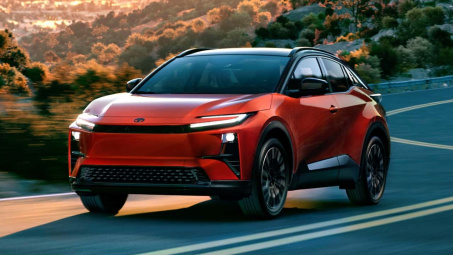 Toyota "hồi sinh" mẫu C-HR dưới dạng xe thuần điện