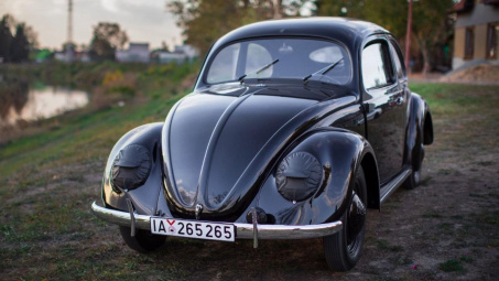 Khám phá chiếc Volkswagen Beetle lâu đời nhất thế giới từng được phục chế