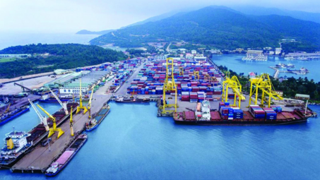 Tăng 10% giá dịch vụ tại cảng biển