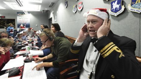 Cwin com đăng nhập Mỹ đóng cửa trừ "Tổng đài của ông già Noel"