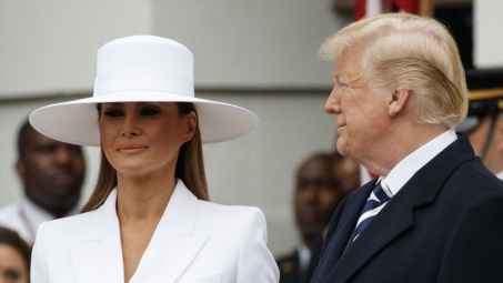Tin, ảnh: Tổng thống Trump 'than' cô đơn, đệ nhất phu nhân tức tốc bắt máy bay về Nhà Trắng