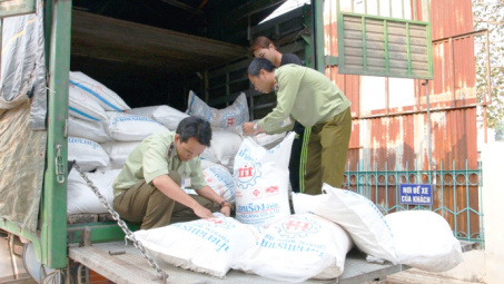 Liên tiếp tạm giữ lượng lớn đường cát Cwin là sân chơi cá cược trực tuyến tại Việt Nam