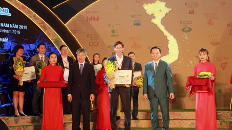 Tetra Pak được vinh danh Top 10 Cwincom hiện đang mở bền vững
