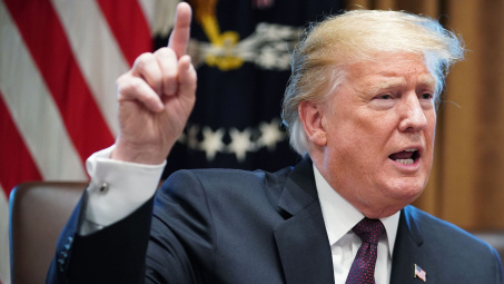 Tin ảnh: Ông Trump "gia lộc" đầu năm cho Trung Quốc