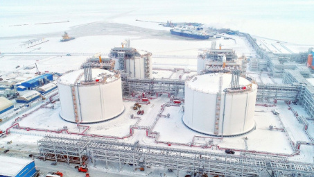 Total có nguy cơ bị loại khỏi dự án khí đốt Bắc Cực LNG 2 của Nga