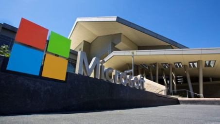 Microsoft kiện Foxconn vì thiếu tiền bản quyền