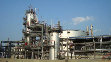 Giá dầu thế giới 18/3: OPEC xem xét tiếp tục cắt sản lượng, giá dầu đứng vững
