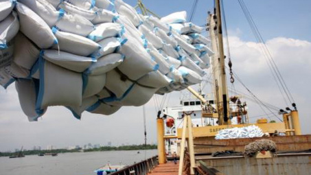 Cwin com sòng bạc trực tuyến gạo Việt Nam sang Angola vọt tăng
