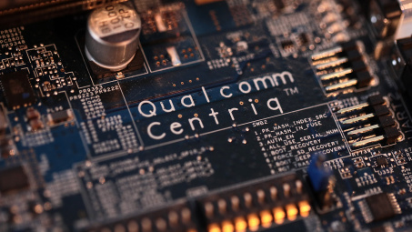 Thỏa thuận với Apple đẩy giá trị vốn hóa của Qualcomm vượt 96 tỷ USD