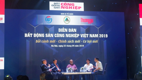 Bất động sản Cwin là sân chơi cá cược trực tuyến tại Việt Nam: Phân khúc hấp dẫn nhất cho các nhà Cwin800 hàng ngàn khuyến mãi trong 2019