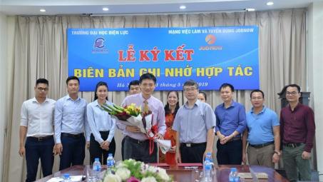Trường Đại học Điện lực ký biên bản hợp tác với Công ty cổ phần ADT Quốc tế